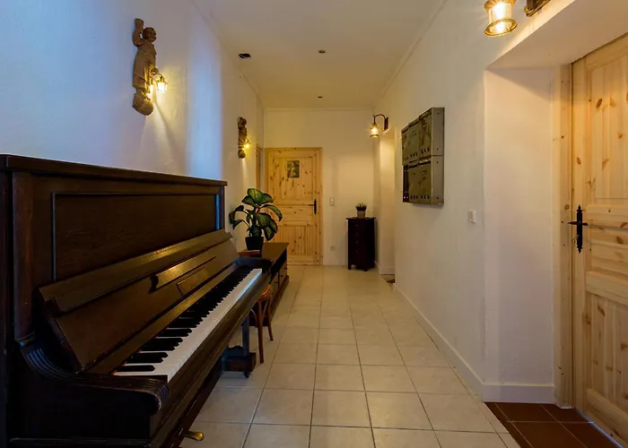 Pansiyon Doppelzimmer Iii Gaestezimmer In Mit Gemeinschaftsbad Und Gemeinschaftskueche Chemnitz